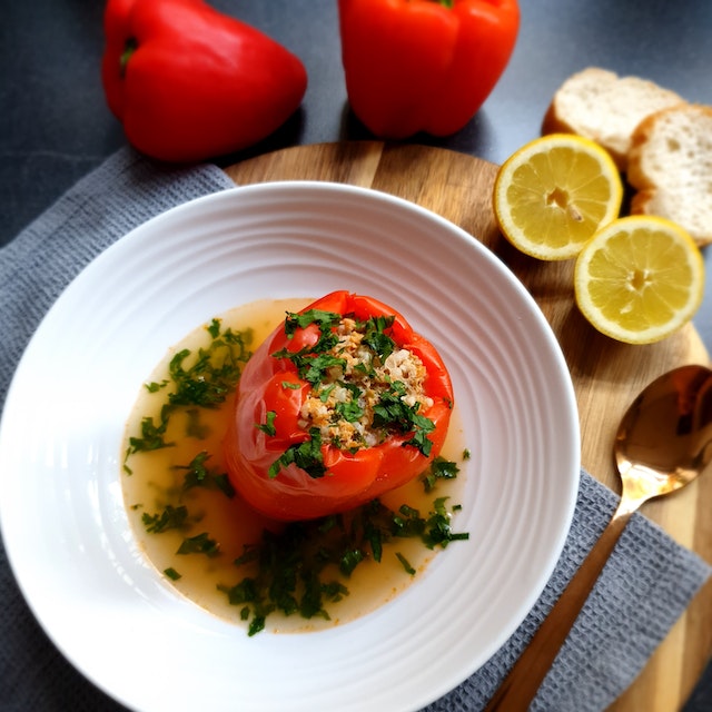 Quinoa-Stuffed Bell Peppers